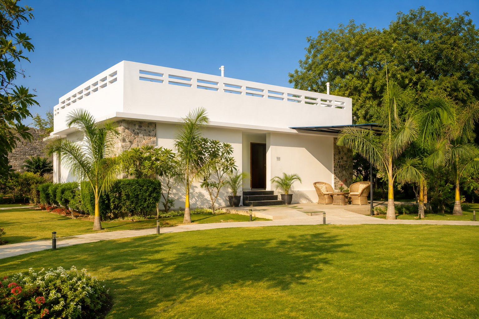 Kailasha Villa swimming pool