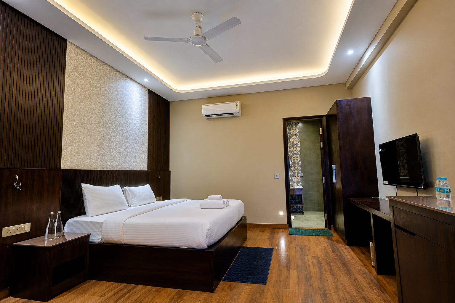 Rudra Rooms interior